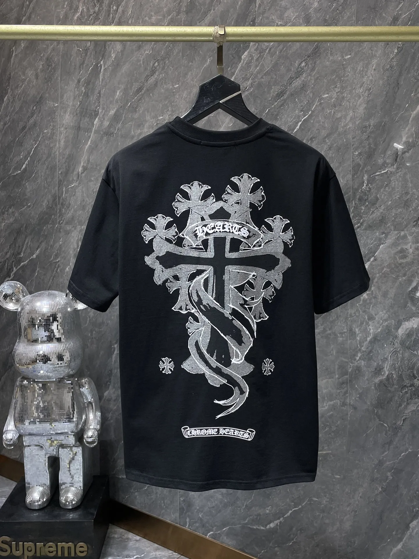 P146 New Chrome Hearts 25ss for summer. High-weight, environmentally friendly and high-quality top-grade fabric. 260g~270g. Chrome overlapping iron cross Sanskrit short sleeves. Counter synchronization. Re-engraved version 1:1. Recommended colors: white, black. Size: S, M, L, XL.